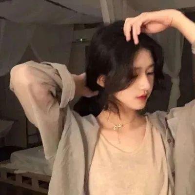 恋上女镖师